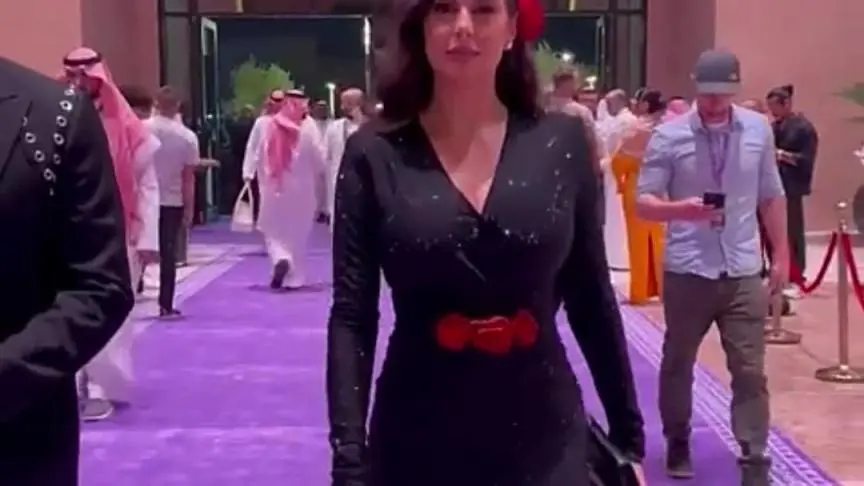 النزال التاريخيّ 
