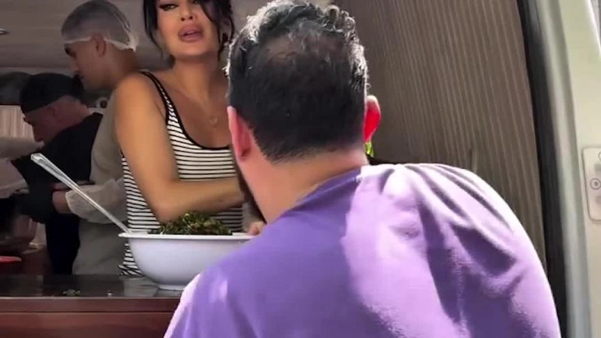 سيرين عبد النور عاملة قلق في عائلة يزن السيد