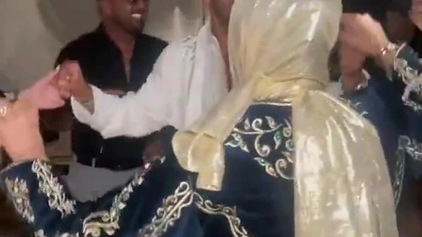 زواج رياض محرز على الطريقة الجزائرية