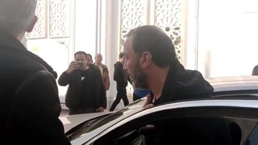 جنازة والدة طارق لطفي