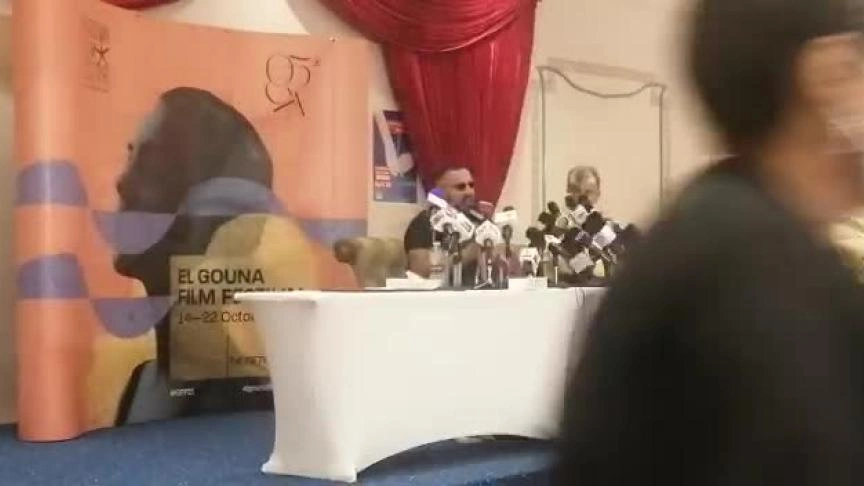 السقا يرد على انتقادات كلمته امبارح انه بيقلل من الجيل