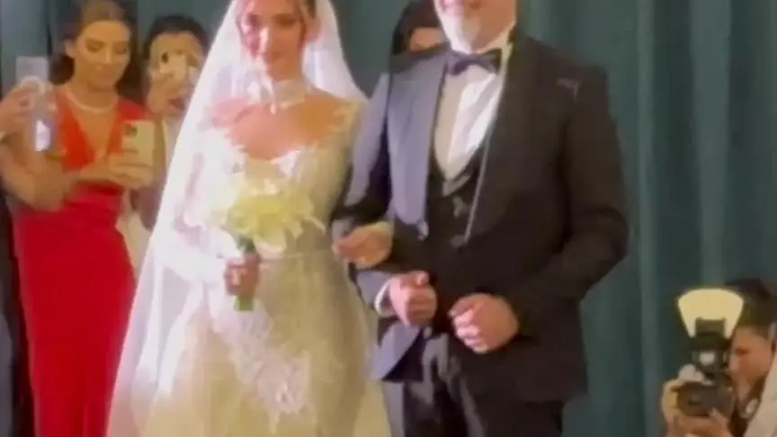 دخول سارة الورع عروس غيث مروان الى حفل الزفاف