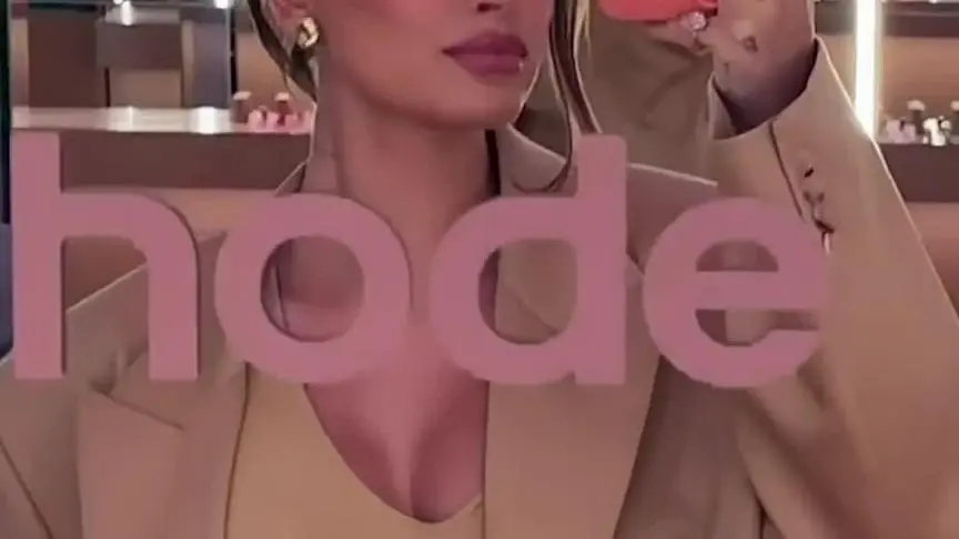 ستايل Hailey Bieber في الحمل يلهم الكثار