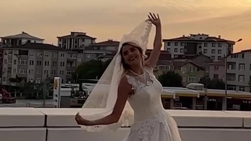 ST- POST نانسي خوري