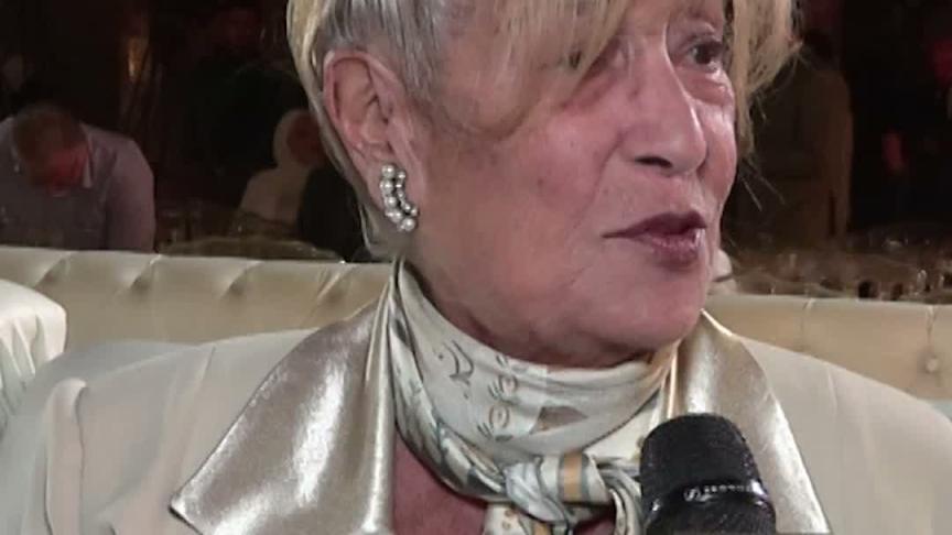 ابن منى واصف يشهد تكريمها من بعد غياب