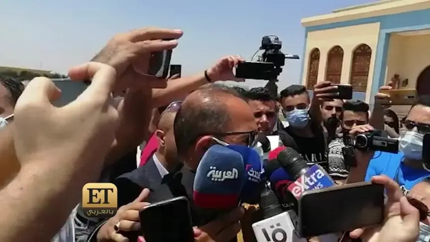 جنازة دلال عبدالعزيز 