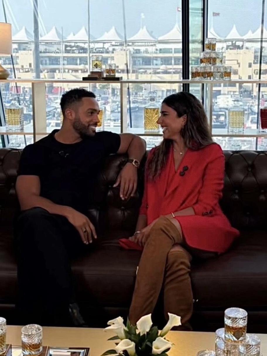 ليلى عبدالله و نجم إيميلي في باريس لوسيان لافيسكونت في أبوظبي