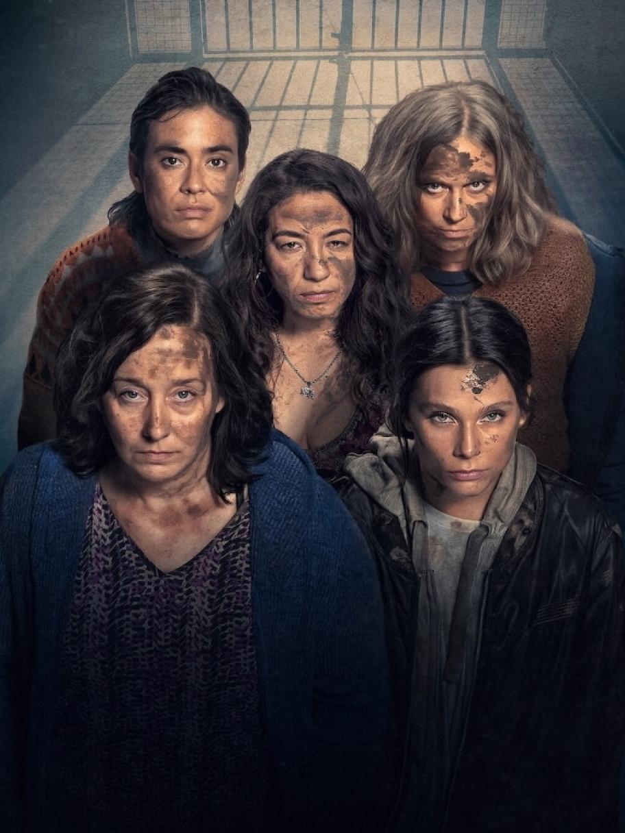 عالقات في الوحل - En el barro - مصدر الصورة إنستغرام