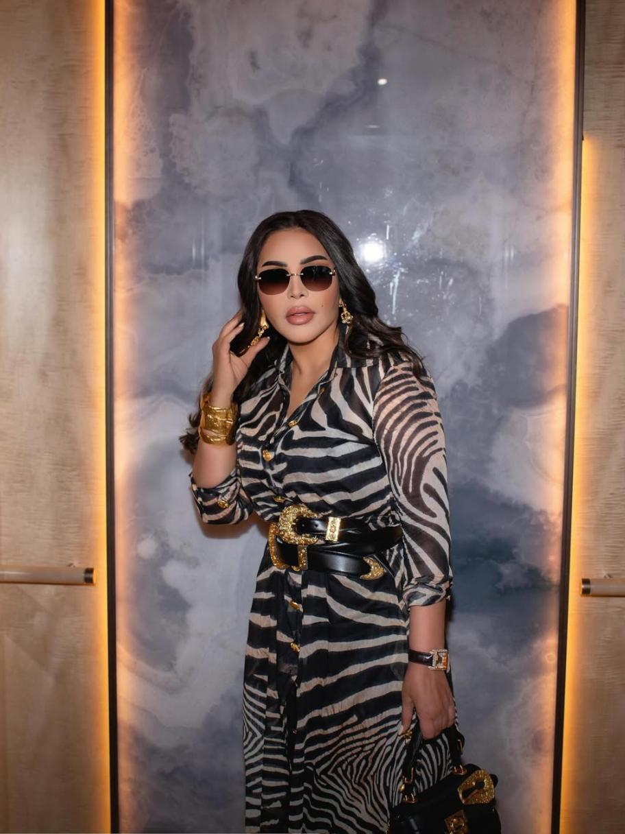 أحلام باطلالة بنقشة الزيبرا من سكياباريللي - الصورة من حساب انستغرام أحلام 