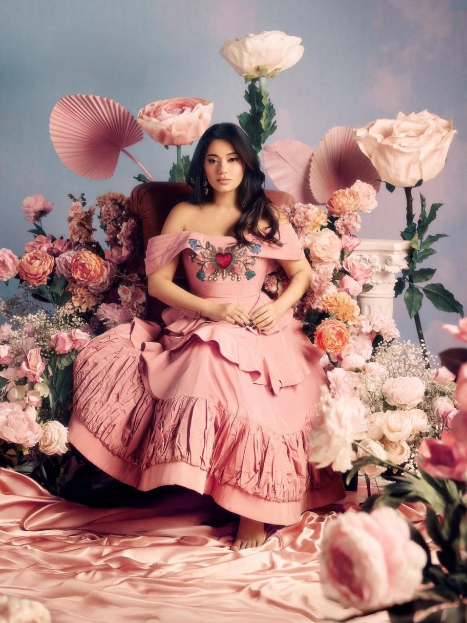 إطلالة رحمة رياض في عيد ميلادها بتصميم حسين بظاظا - الصورة بعدسة لارا زنكول