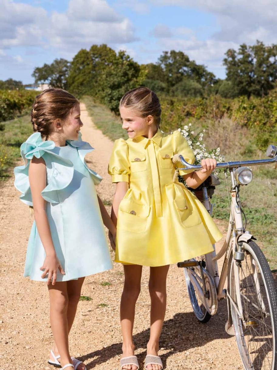 أزياء أطفال فاخرة من إيلي صعب لصيف 2026