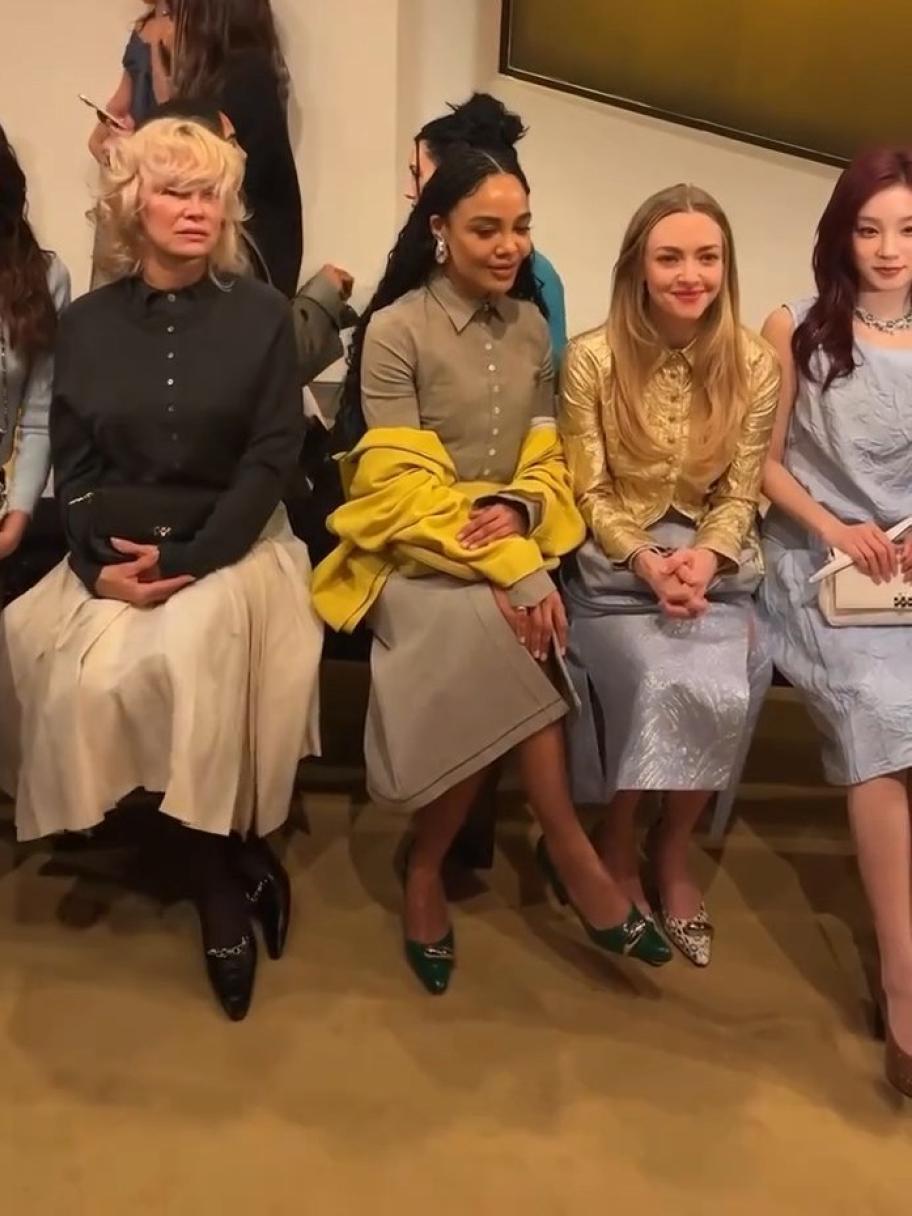 أسبوع الموضة في نيويورك 2026: إطلالات النجوم وتفاصيل العروض