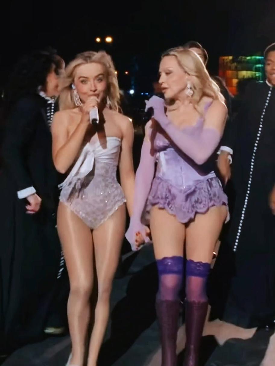 عودة مادونا إلى كوتشيلا بإطلالة تعيد أمجاد الماضي