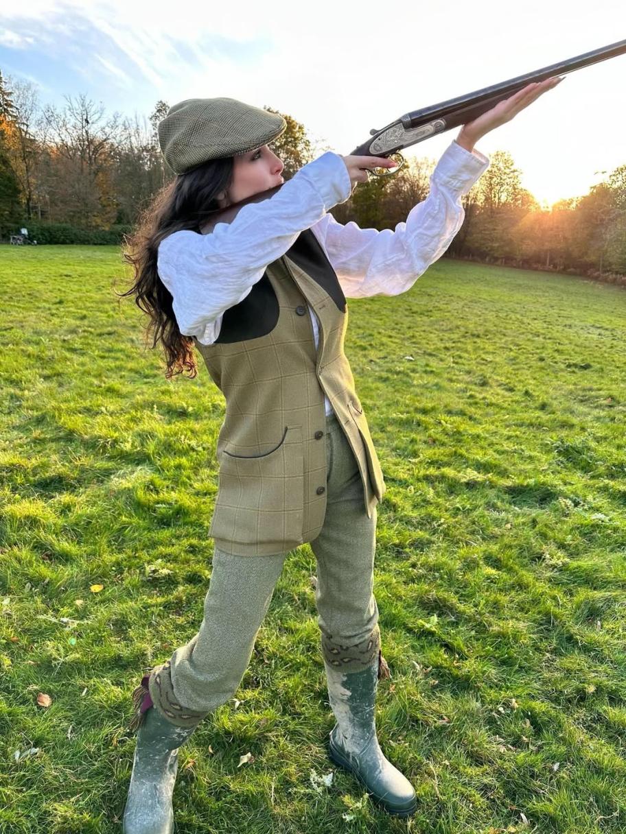 إطلالات ياسمين صبري بأسلوب جديد بطابع الـ Countryside