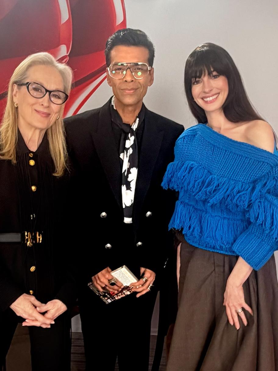 ميريل ستريب وآن هاثاواي بأناقة عصرية برفقة كاران جوهار - الصورة من انستغرام كاران جوهار