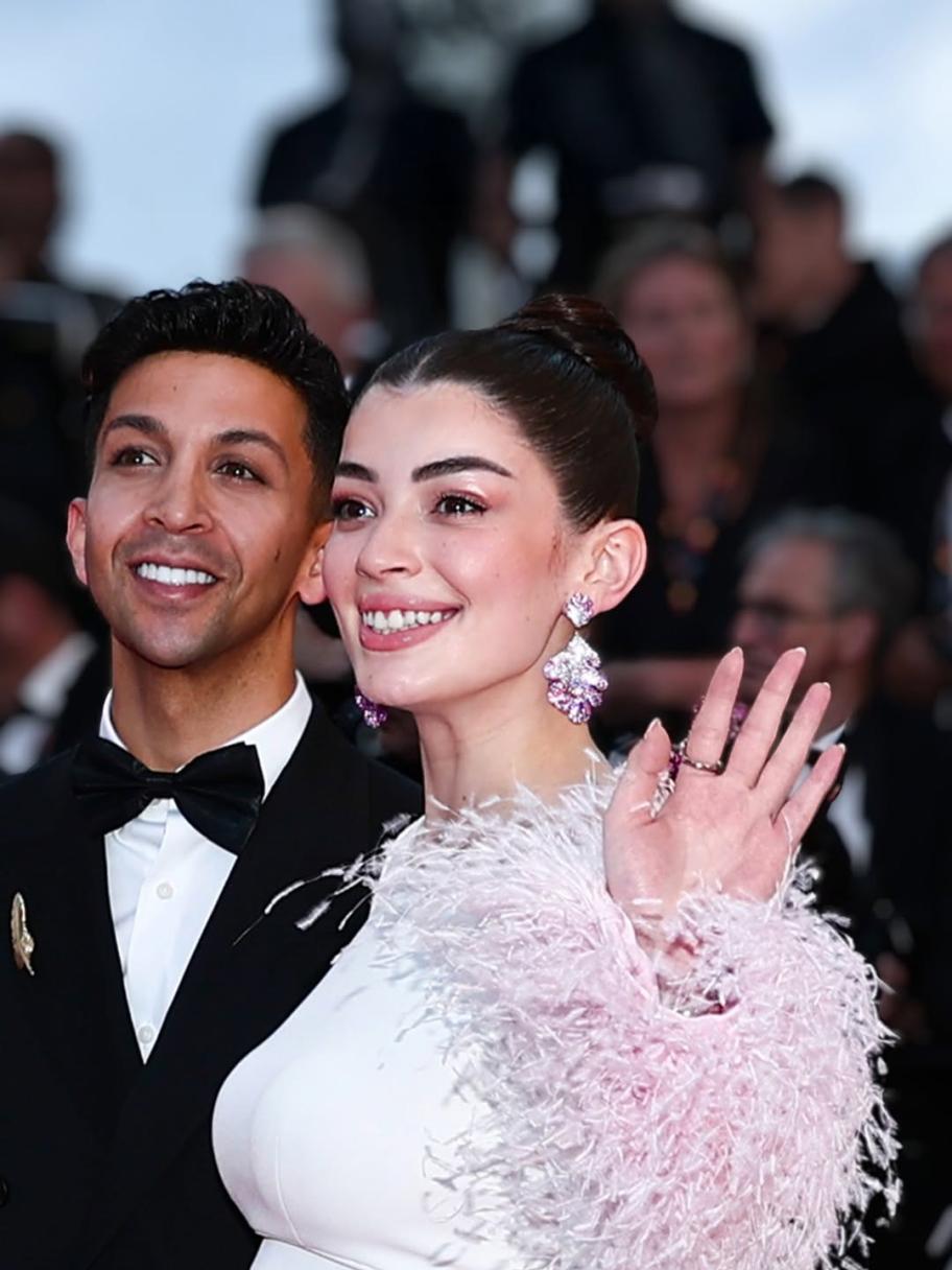 ما السر وراء إطلالة ليلى أحمد زاهر بتوقيع رامي قاضي في كان؟ 