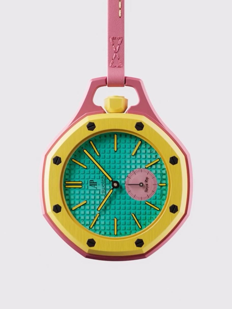 كل ما يجب أن تعرفيه عن تعاون Audemars Piguet و Swatch 