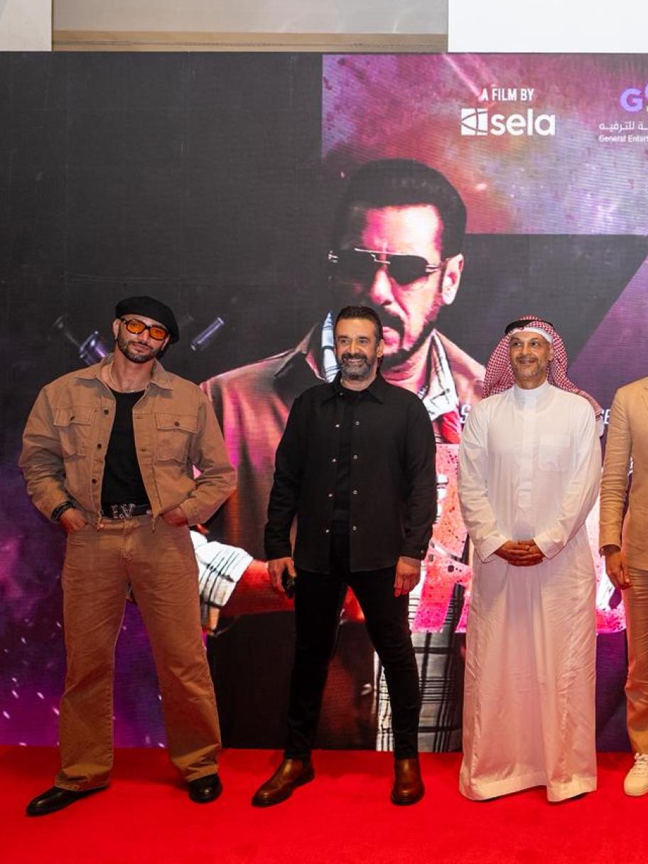 صور من عرض فيلم “سفن دوجز” في جدة بحضور نجوم العمل