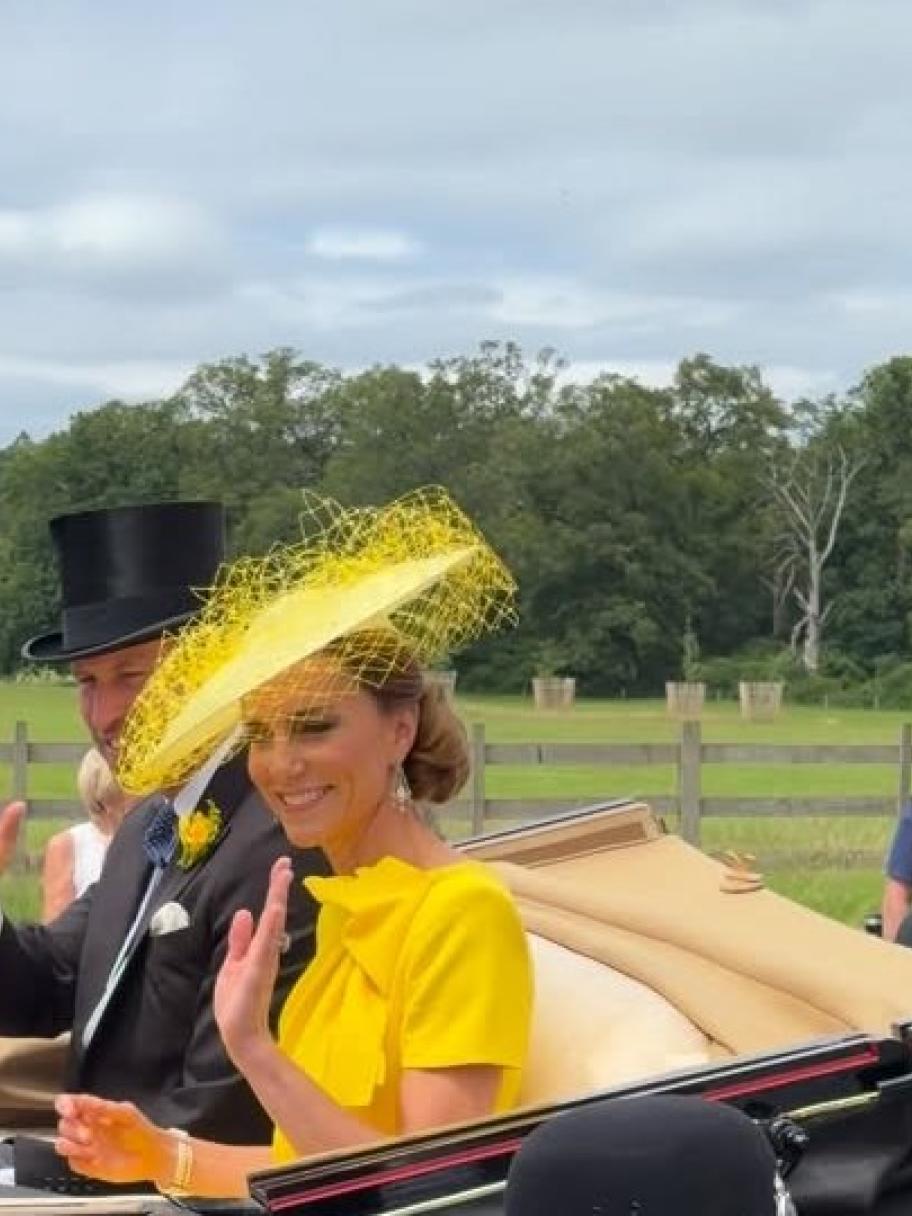 كيت ميدلتون تتألق بفستان روكساندا للمرة الثالثة في سباقات Royal Ascot 