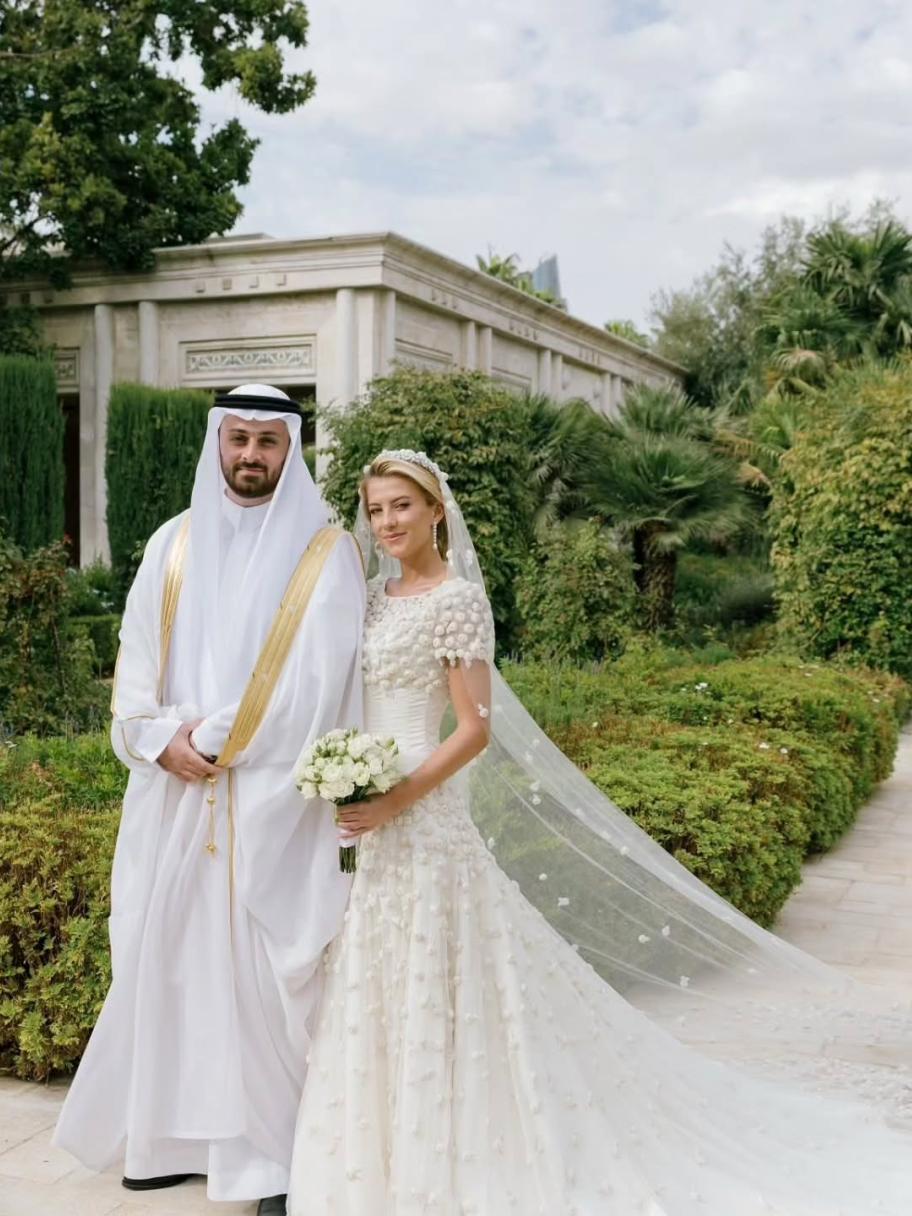 التفاصيل الكاملة لإطلالة الأميرة سارة بنت فيصل والعريس علي الصواف في عقد قرانهما - الصور بعدسة المصور  أحمد سالم 