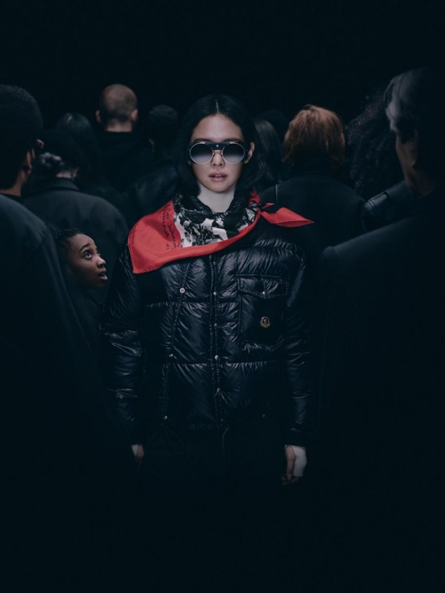 شير وجيني وغريس جونز نجمات حملة Moncler Re/Icons الجديدة