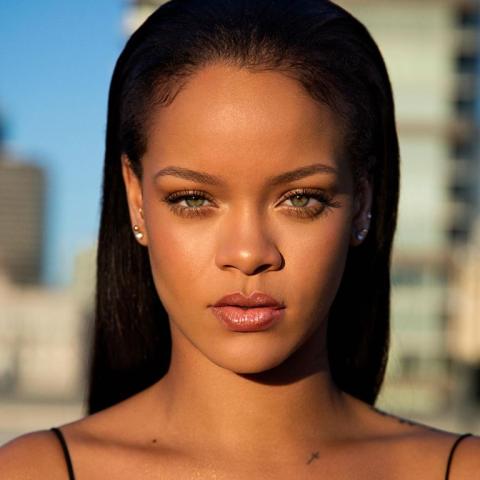 @rihanna