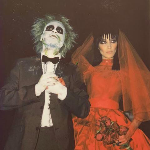 بيلا حديد في الهالوين - انستغرام @bellahadid