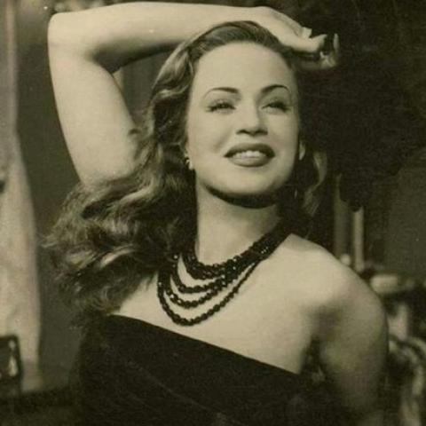 ذكريات هند رستم في يوم ميلادها