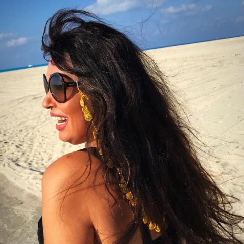 فيفي عبده نجمة انستغرام