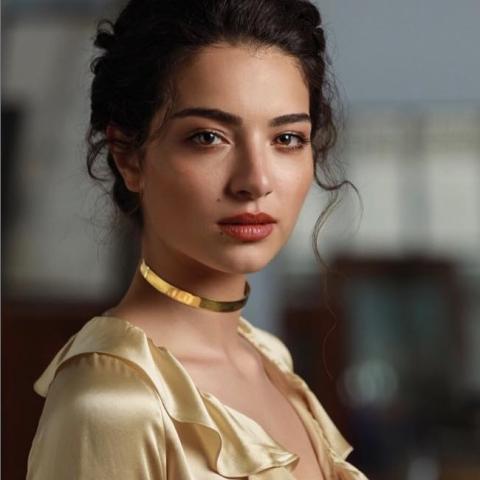 ميليسا باموق من الأزياء إلى لقب الجمال والتمثيل @melisapamuk