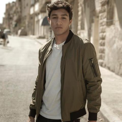 حمزه عقاب
