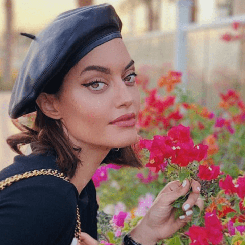 كارن وازن - صورة من إنستغرام @karenwazenb