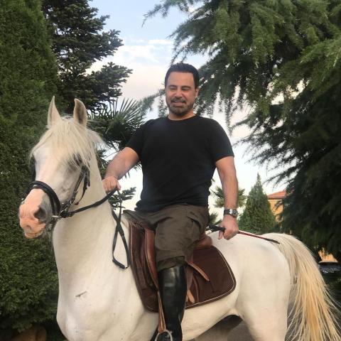 فارس الاغنية العربية الأنستغرام assielhallaniofficial@