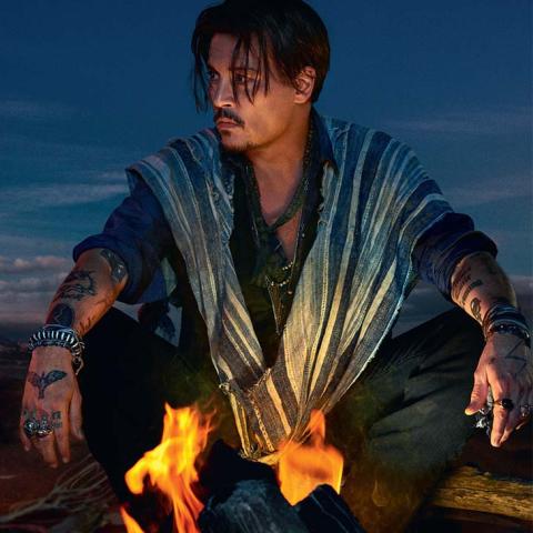 حملة &quot;we are the land&quot; - صورة من hollywoodreporte.com