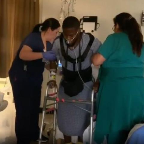 لقطة من الفيديو على إنستغرام @kevinhart4real