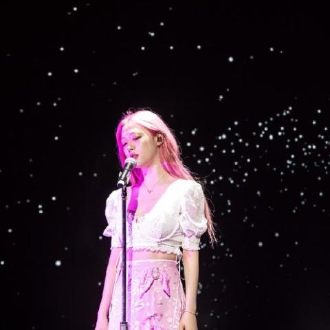 التنمر والاكتئاب ينهيان حياة Sulli -انستغرام @jelly_jilli