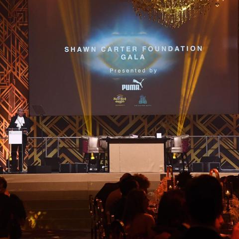 نجوم هوليوود يدعمون طلاب المستقبل - صورة من إنستغرام @shawncartersf