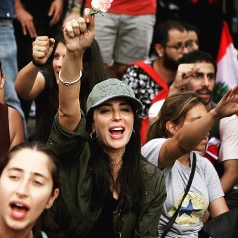 نادين لبكي تشارك في تظاهرات لبنان