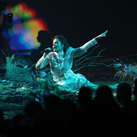 Halsey تلغي مشاركتها في مهرجان نيون لايتس -انستغرام @iamhalsey