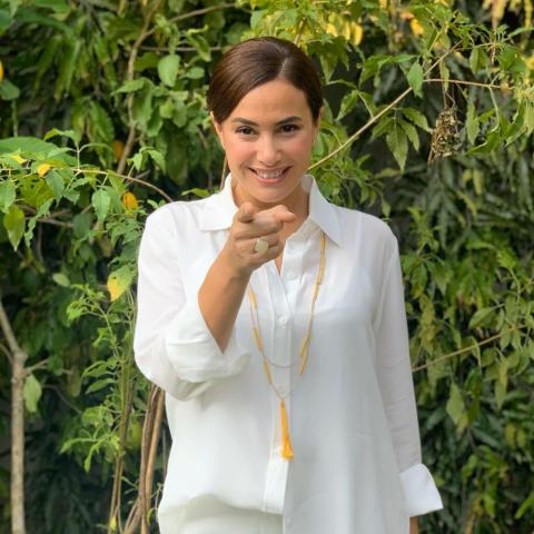 هند صبري تزور لاجيء بنغلادش