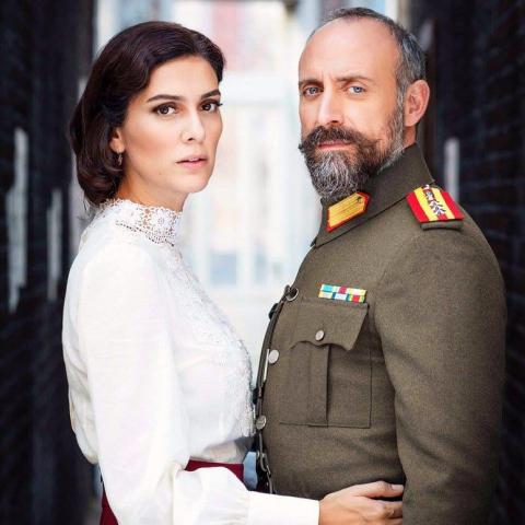 خالد أرغنش وزوجته