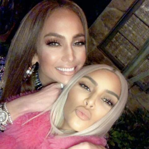 جنيفر لوبيز وكيم كارداشيان - صورة من إنستغرام @kimkardashian