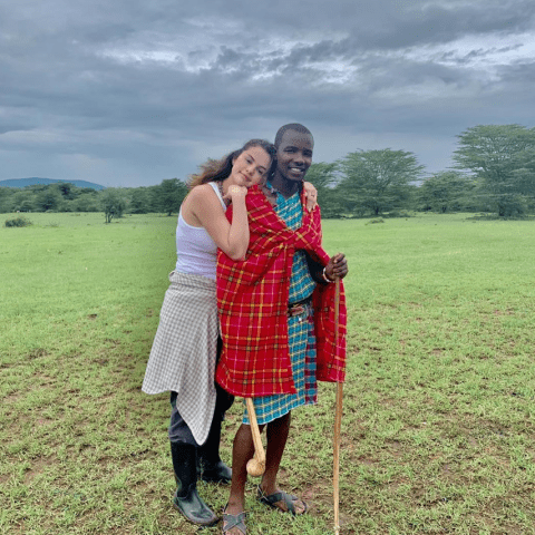 سيلينا غوميز في خدمة الناس