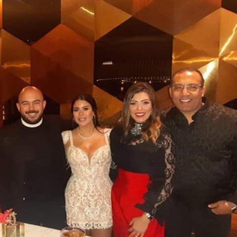 محمود العسيلي وزوجته