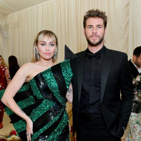 مايلي سايرس وليام همسوورث