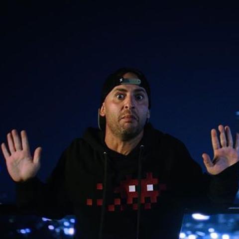 شادي ألفونس يدخل عالم الراب