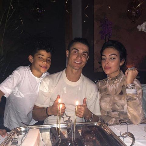 جورجينا تفاجئ كريستيانو رونالدو