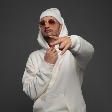 اولى أغاني البوم سولكينغ الجديد  تضرب بقوة