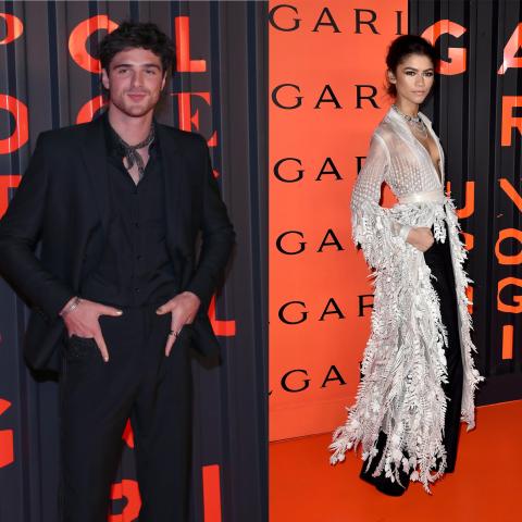 زندايا وصديقها منفصلان على السجادة الحمراء