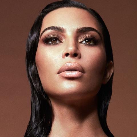 كيم كارداشيان - صورة من إنستغرام @kkwbeauty